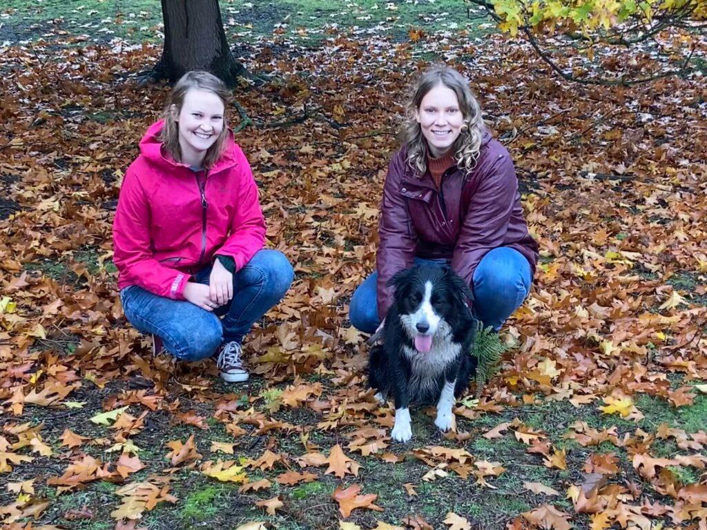 Hannah, Frodo en Maya op herstwandeling in het Kloosterbos